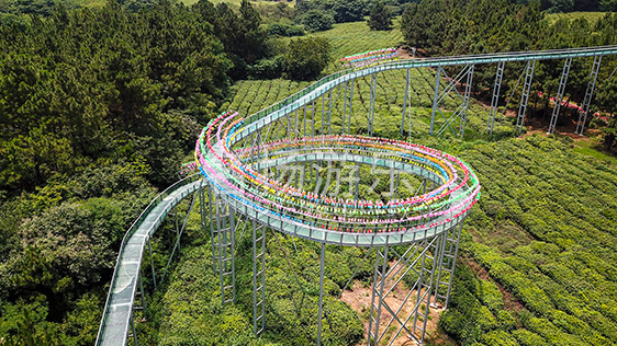 玻璃水滑道有哪些優勢？