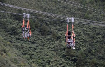 無(wú)動(dòng)力游樂(lè )設備廠(chǎng)家教您如何選擇戶(hù)外景區游樂(lè )設備