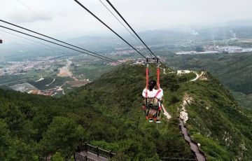 如何選擇靠譜的滑索設備廠(chǎng)家